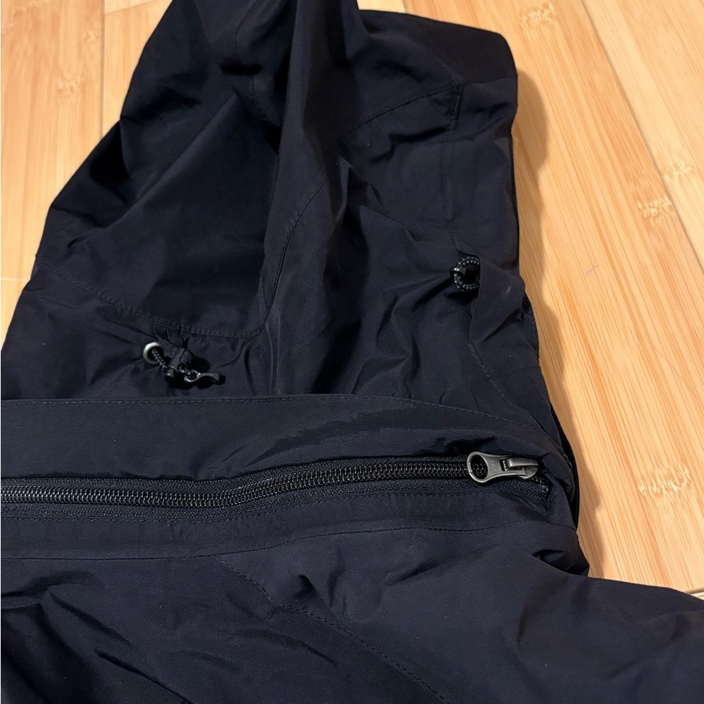 SOLD The North Face Gore-Tex Waterproof Hooded Black Jacket Women’s Small - Picture 11 of 12